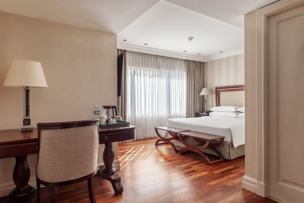 Buenos Aires Marriott Hotel - habitación con escritorio
